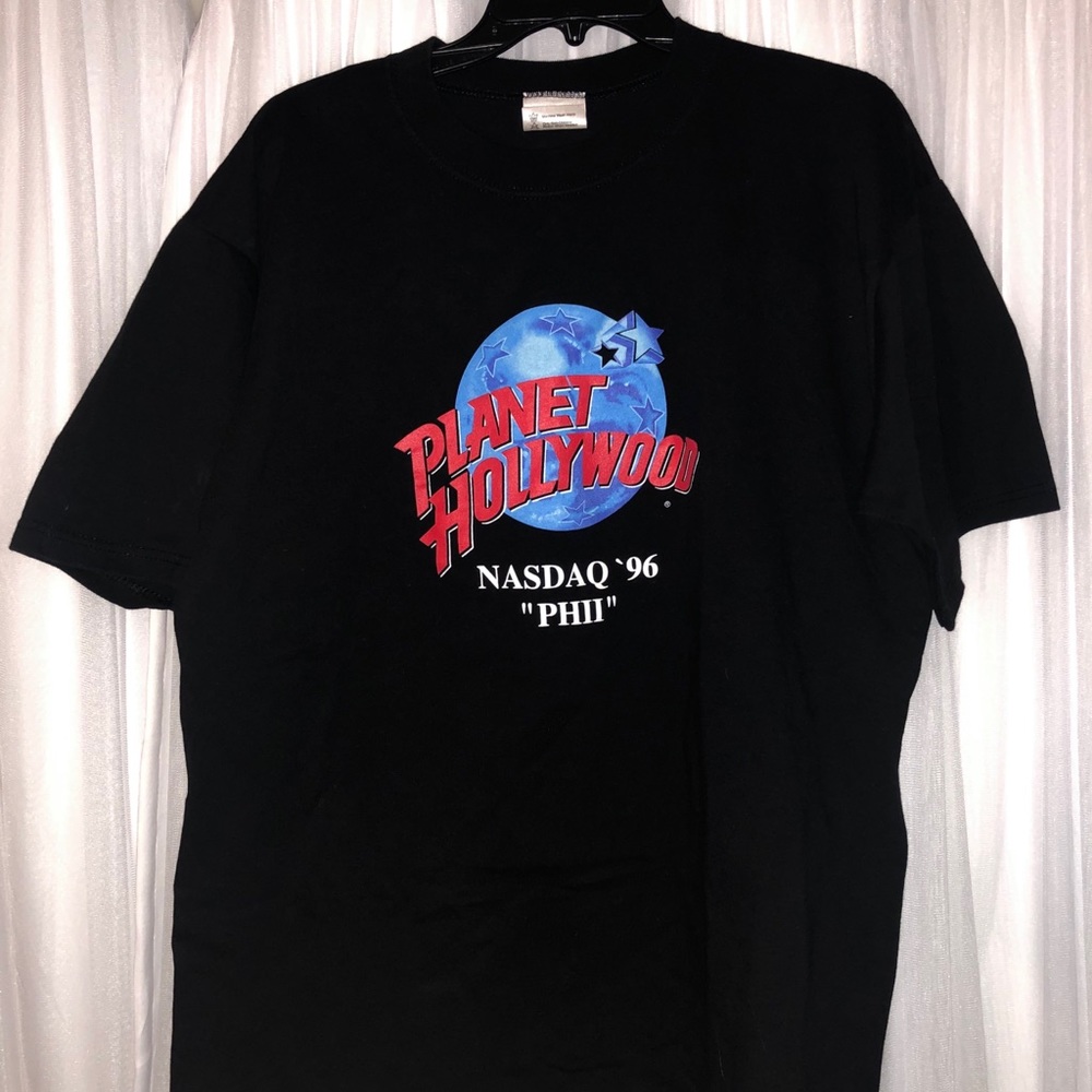 1996 planet Hollywood tee